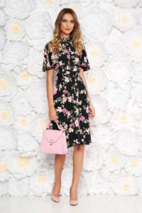 Rochie StarShinerS neagra de zi in clos din voal cu imprimeu floral accesorizata cu cordon