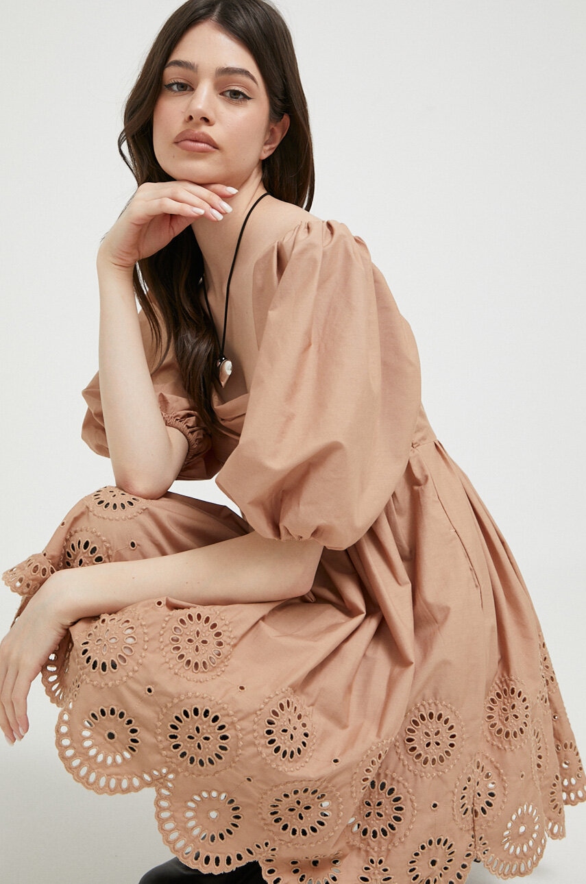 Abercrombie & Fitch rochie culoarea maro