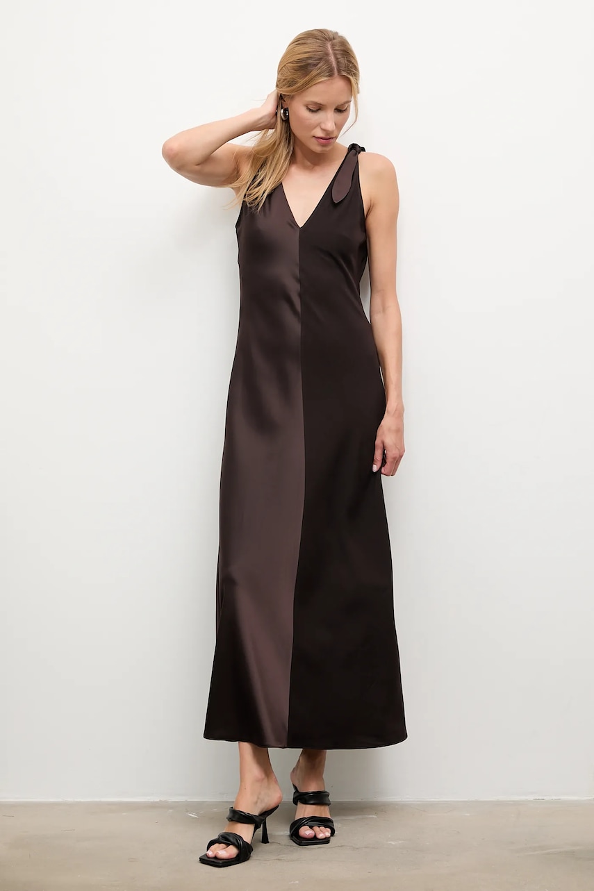Answear.LAB rochie culoarea maro