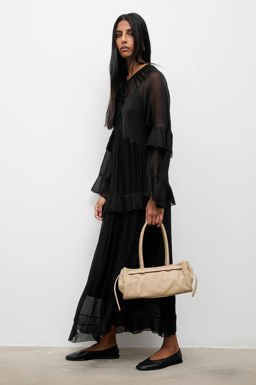 Answear.LAB rochie din matase culoarea negru