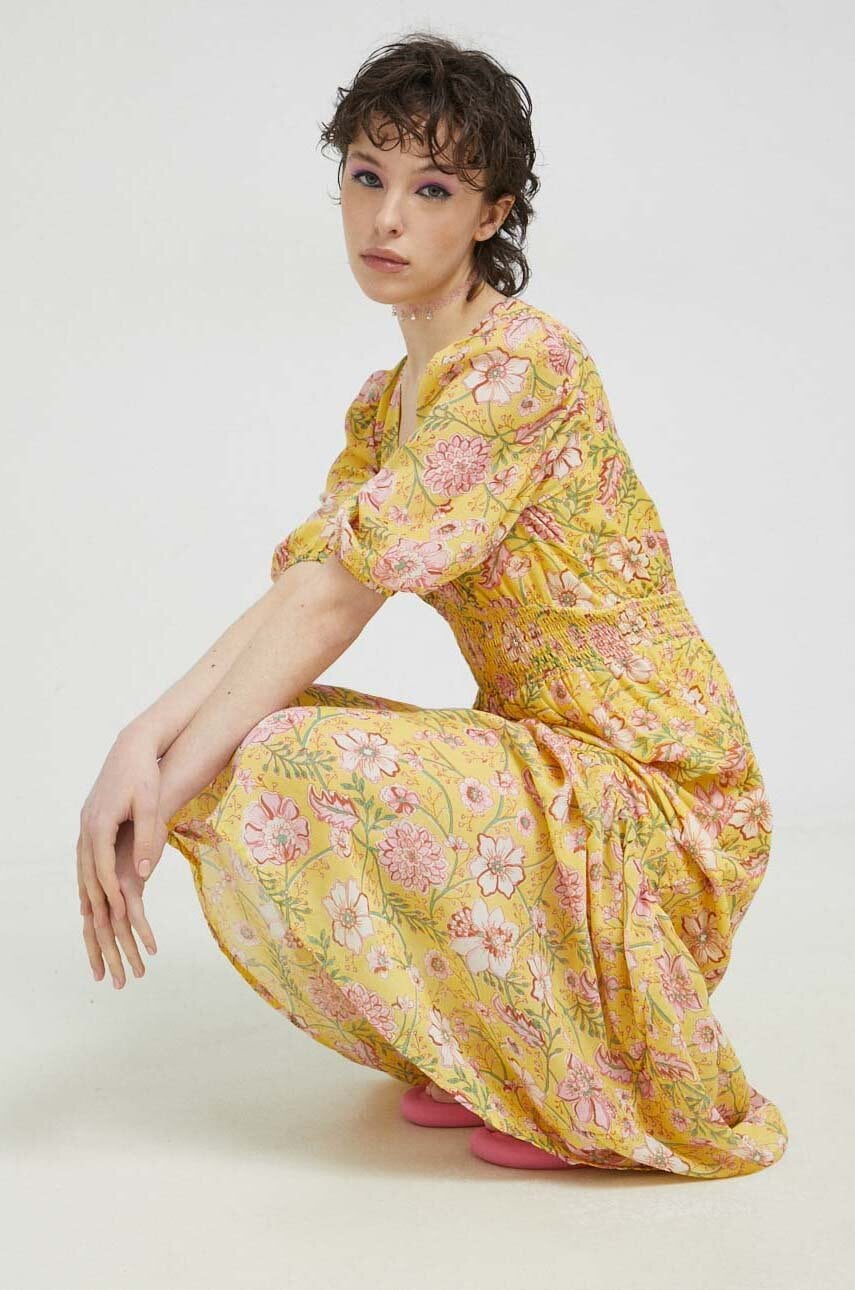 Billabong rochie culoarea galben