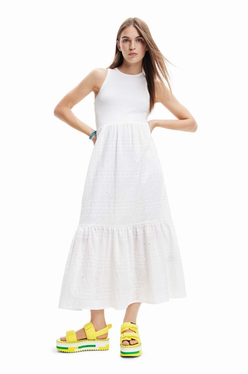 Desigual rochie culoarea alb
