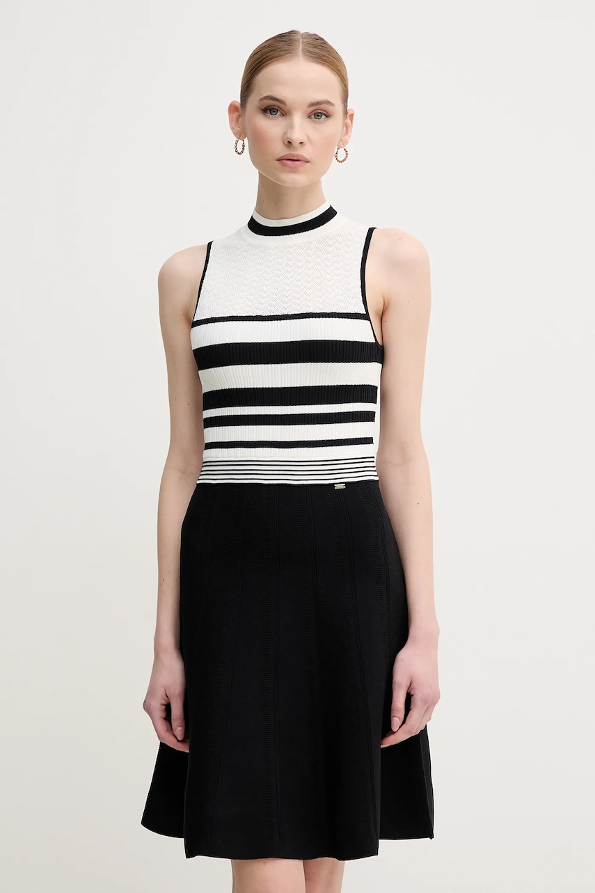 Gaudi rochie culoarea negru