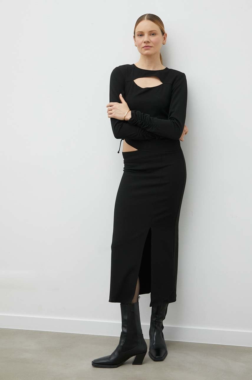 Gestuz rochie culoarea negru