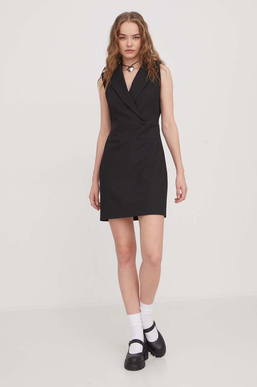 HUGO rochie culoarea negru