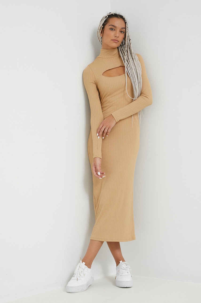 Hollister Co. rochie culoarea bej