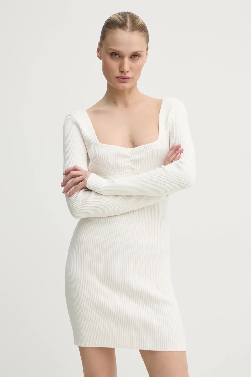Hollister Co. rochie culoarea bej