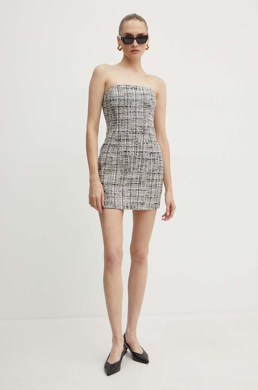 La Mania rochie culoarea alb