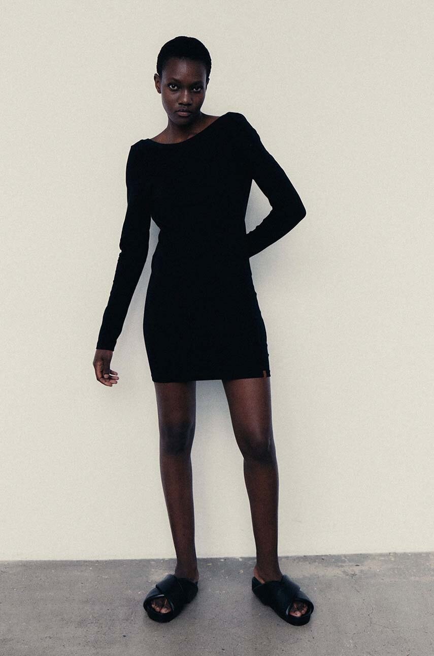 MUUV. rochie din bumbac culoarea negru