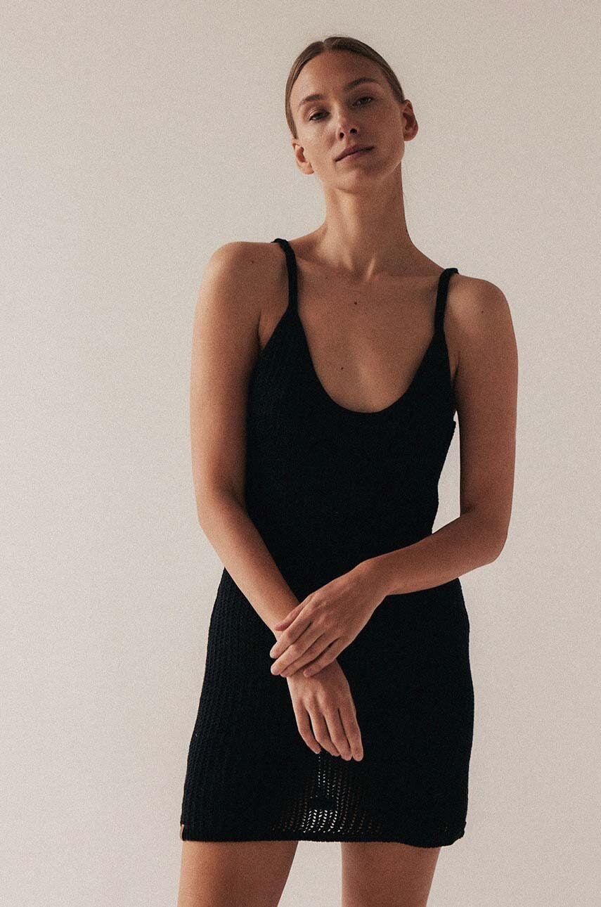 MUUV. rochie din bumbac culoarea negru