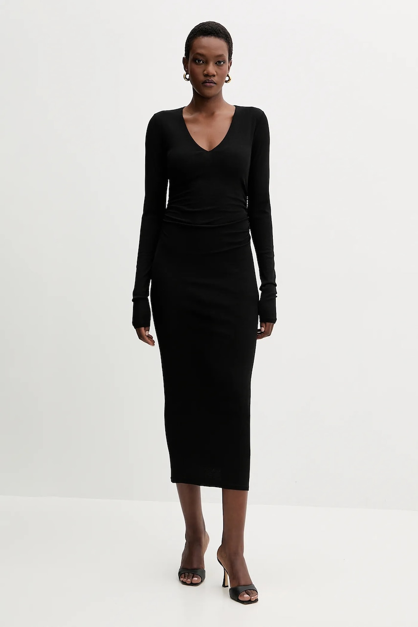 Marella rochie culoarea negru