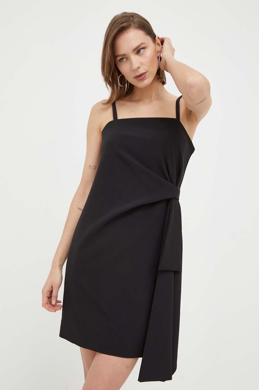 Marella rochie culoarea negru