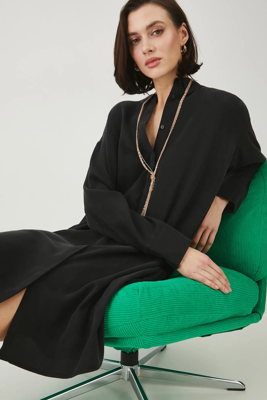 Medicine rochie culoarea negru