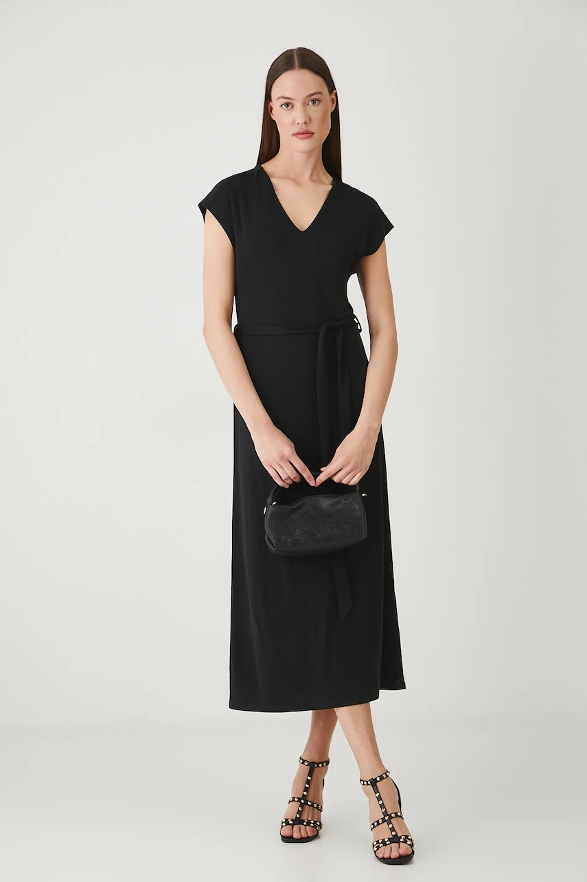 Medicine rochie culoarea negru