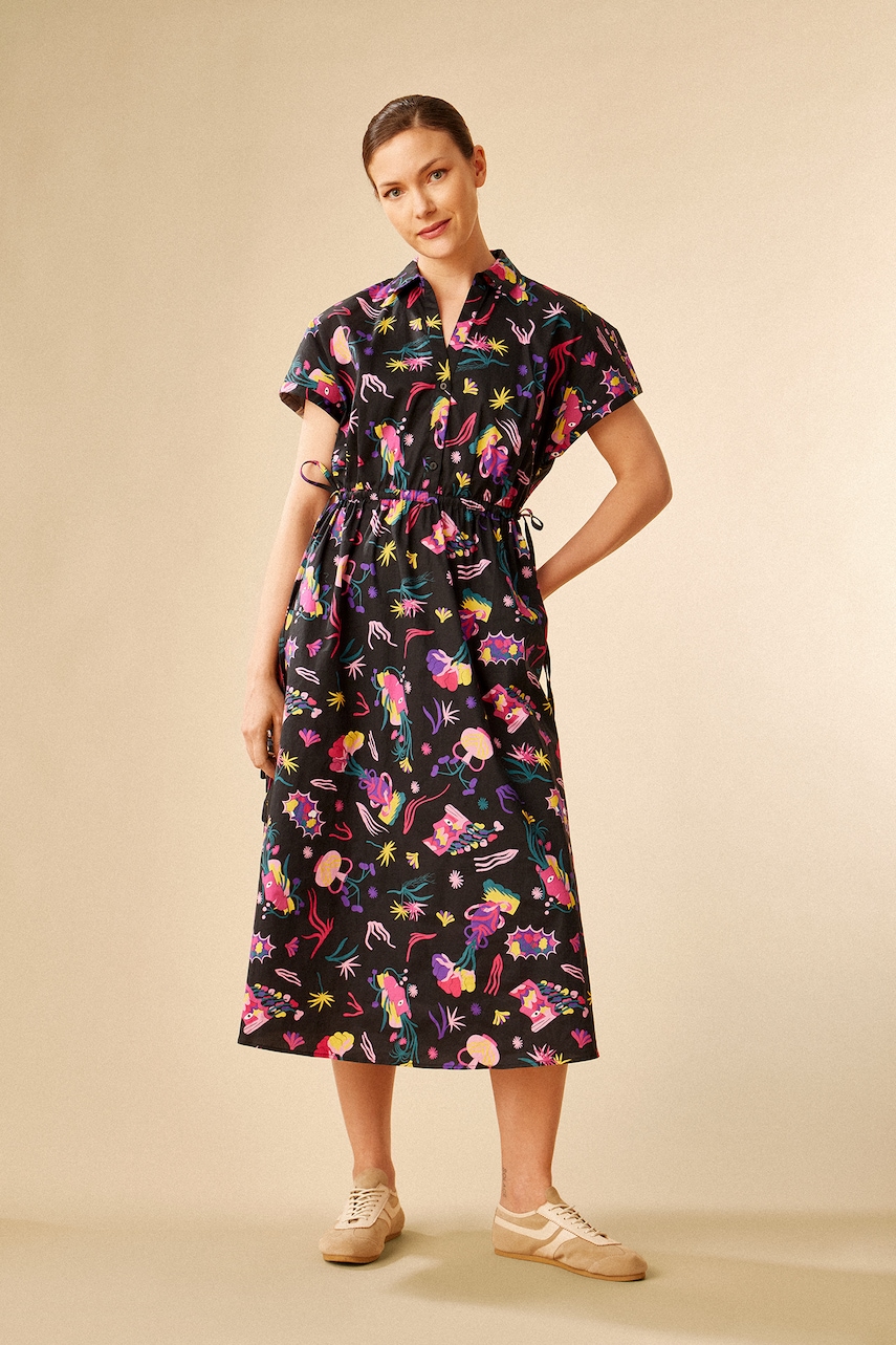 Medicine rochie culoarea negru