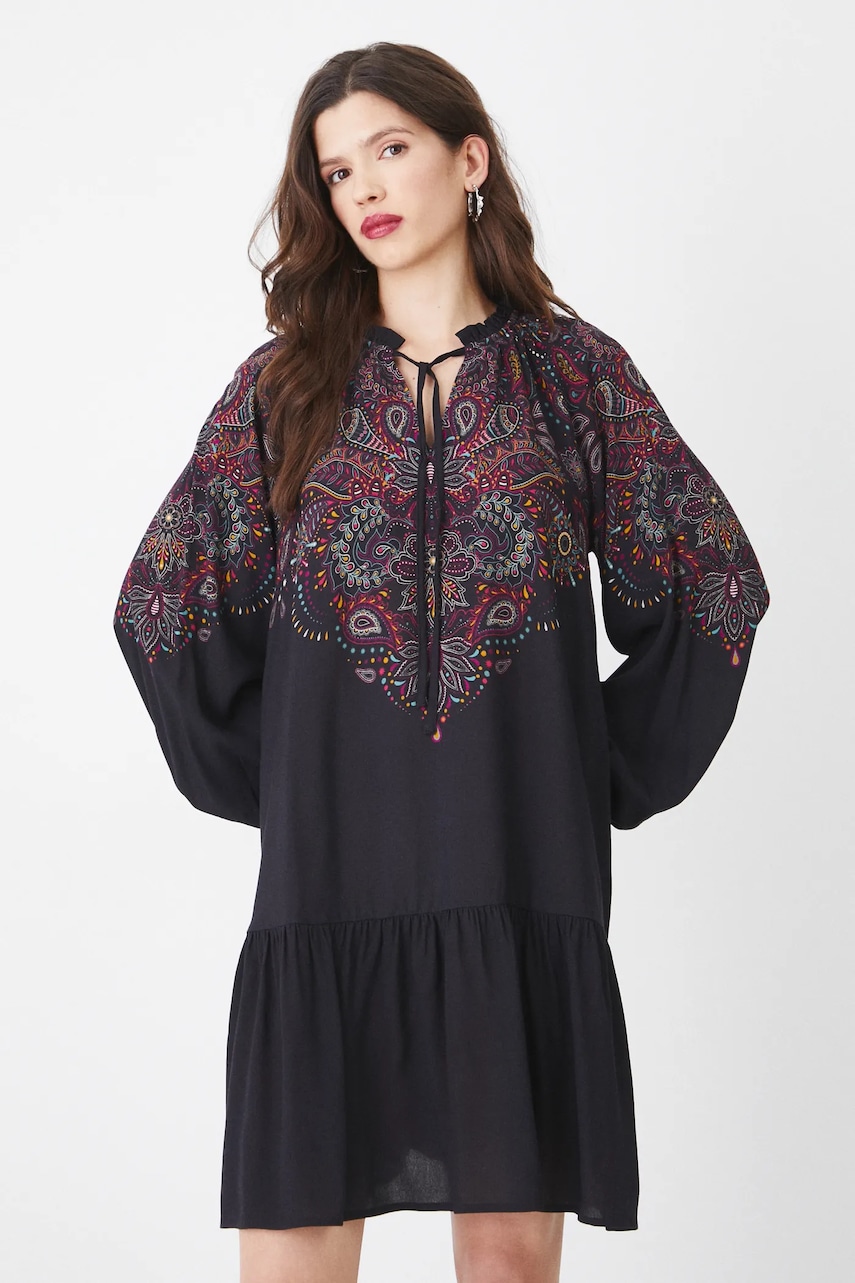Medicine rochie culoarea negru