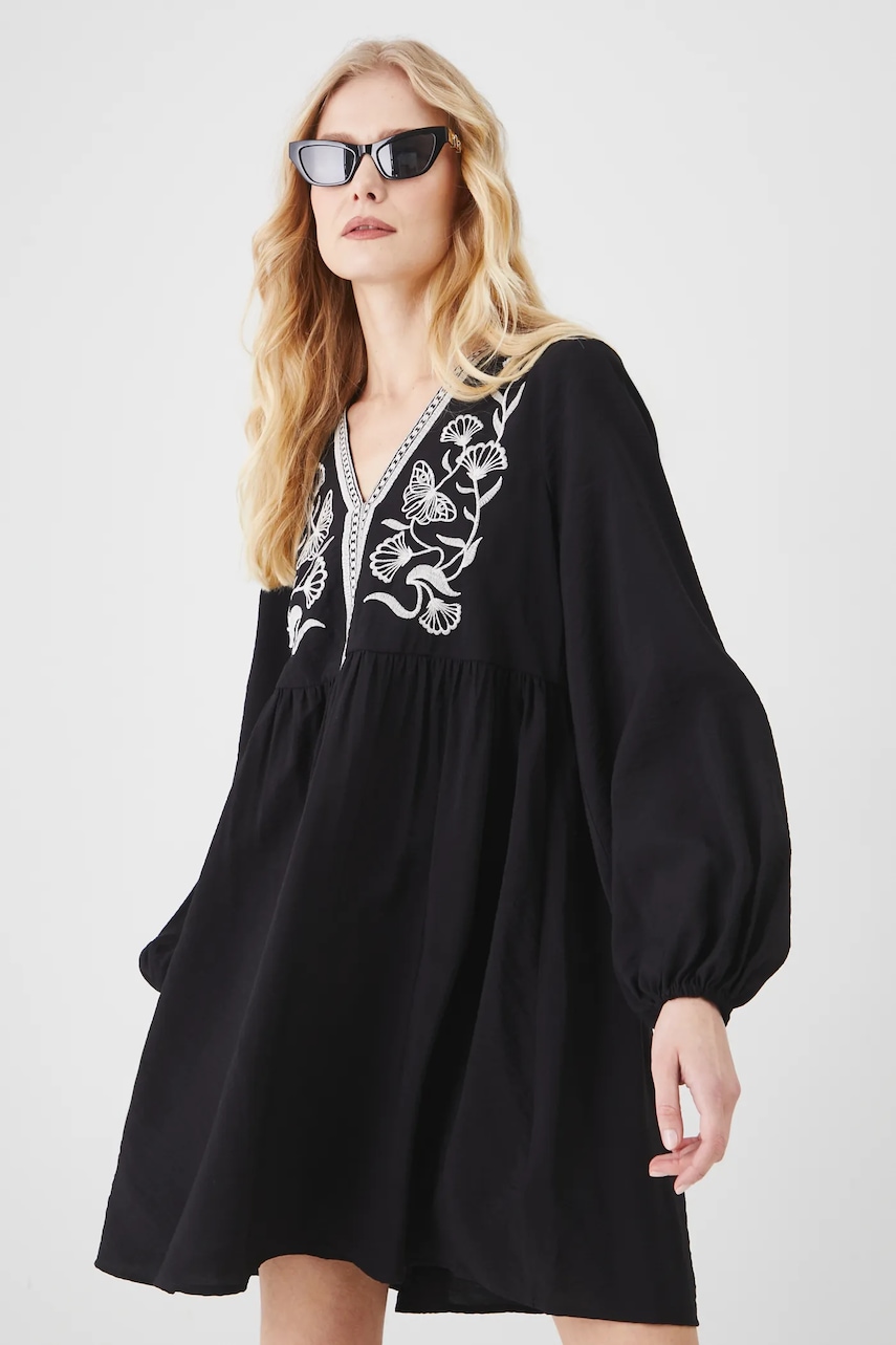 Medicine rochie culoarea negru