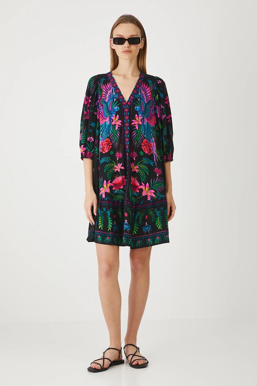 Medicine rochie culoarea negru
