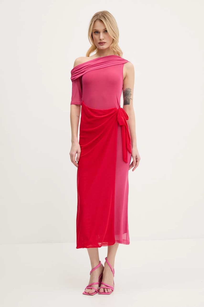 Never Fully Dressed rochie culoarea roz