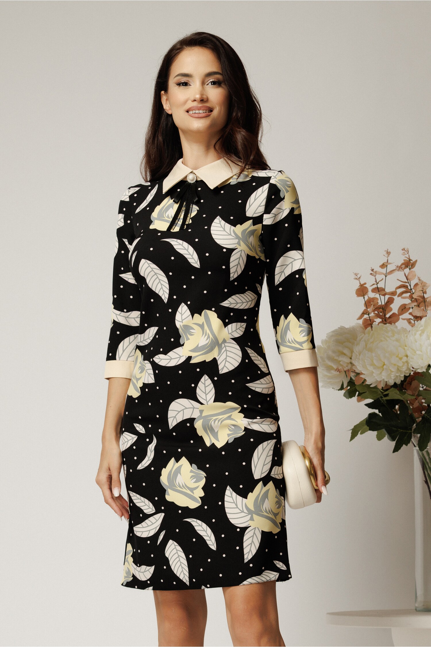 Rochie DY Fashion din stofa neagra cu imprimeu si guler ivory