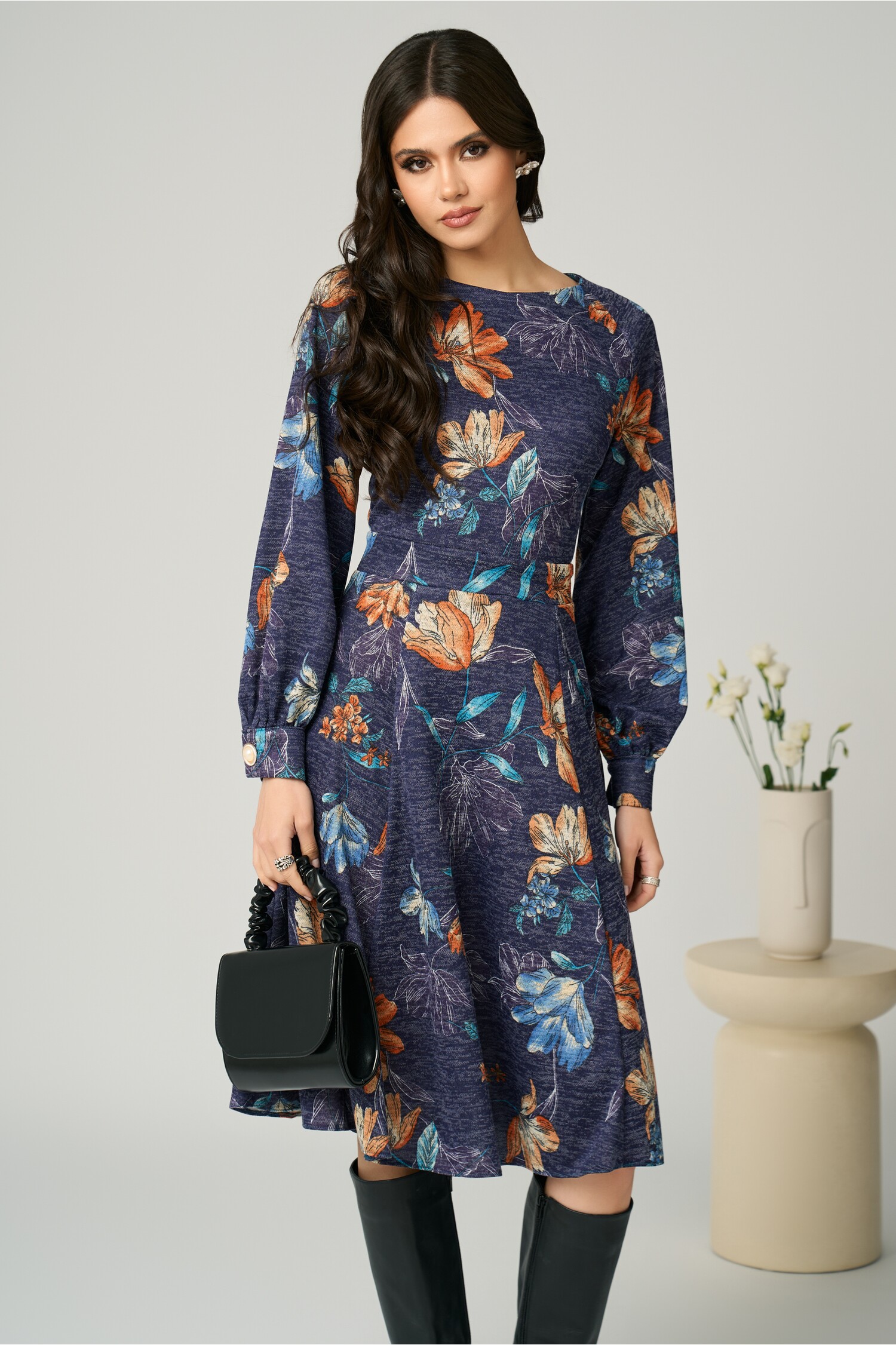 Rochie DY Fashion office din jerse bleumarin cu imprimeuri florale