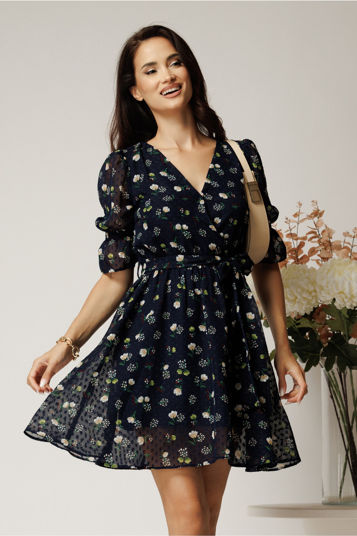 Rochie DY Fashion scurta bleumarin din voal cu floricele si cordon in talie