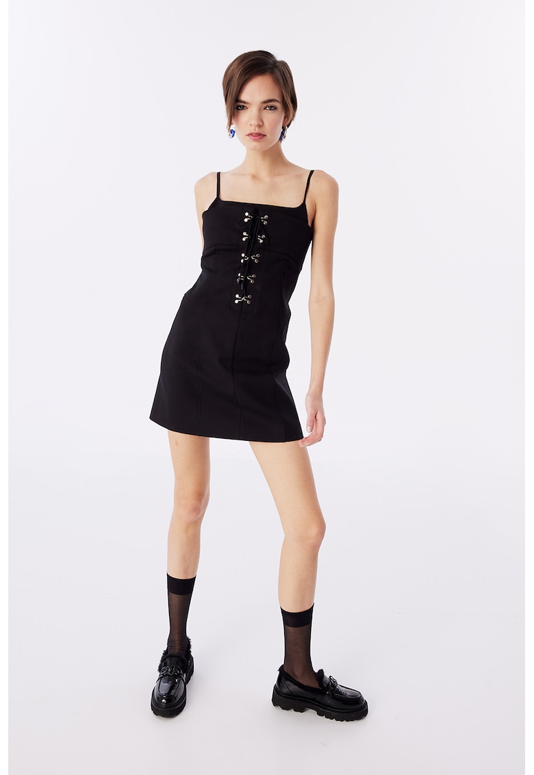 Rochie cambrata cu decolteu patrat