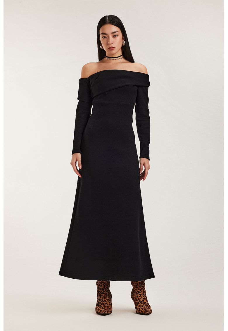 Rochie cu decolteu pe umeri Chalet