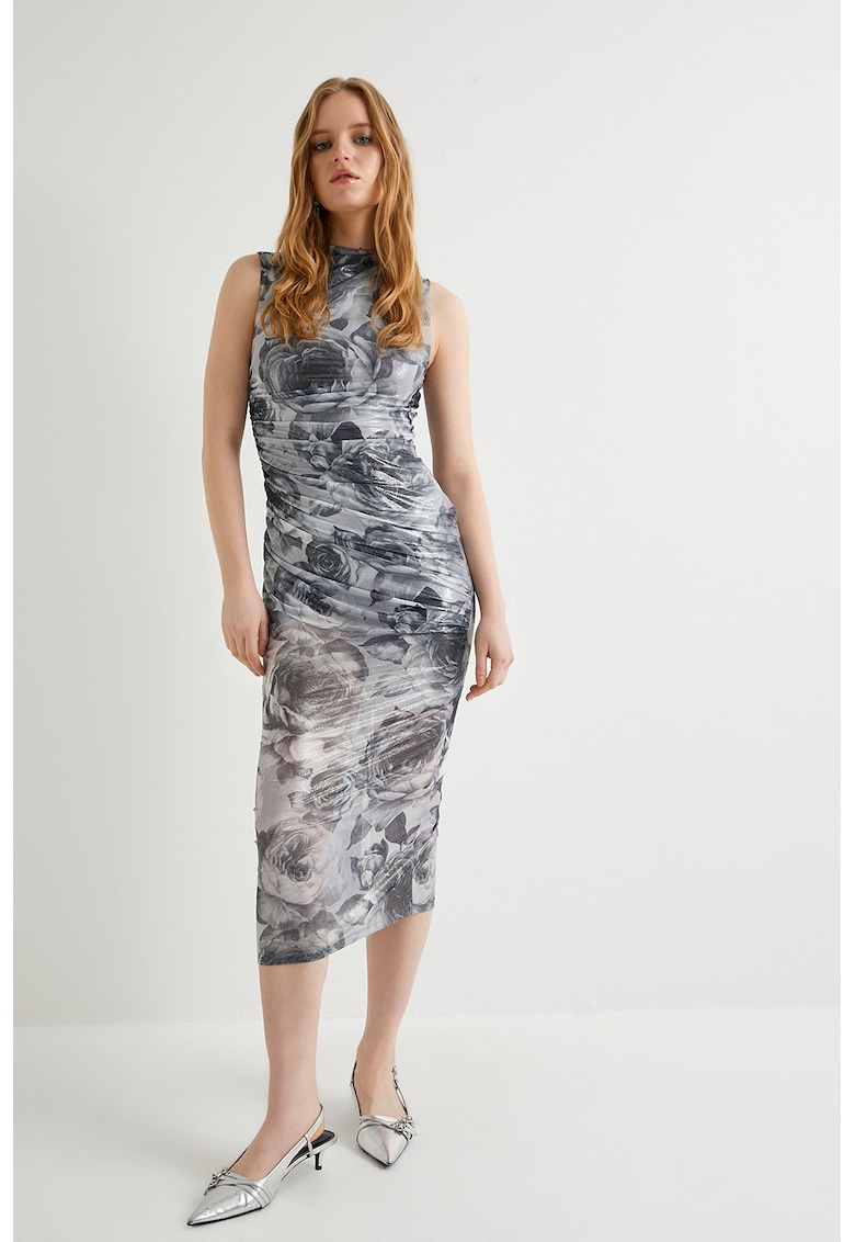 Rochie cu model floral si detaliu drapat
