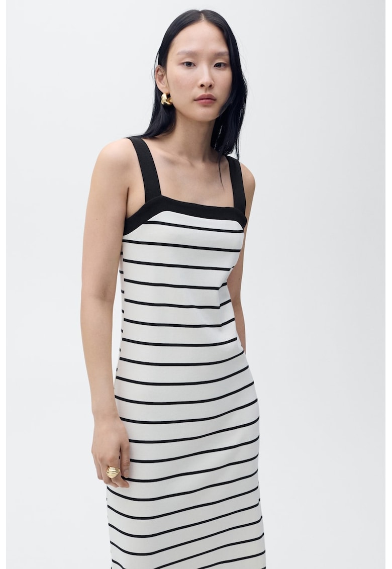 Rochie cu slit lateral si model in dungi