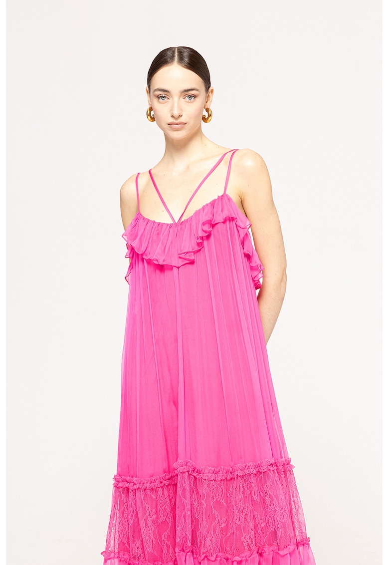 Rochie de matase cu decupaj pe partea din spate