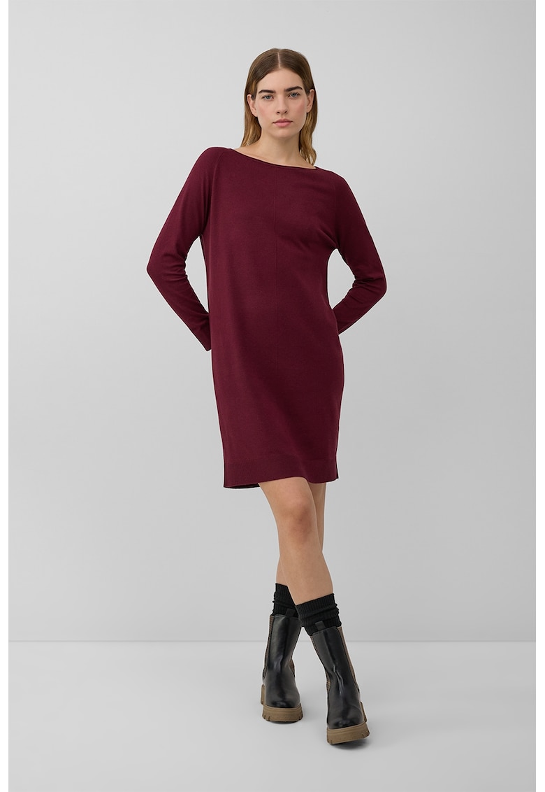 Rochie dreapta tricotata fin cu decolteu barcuta