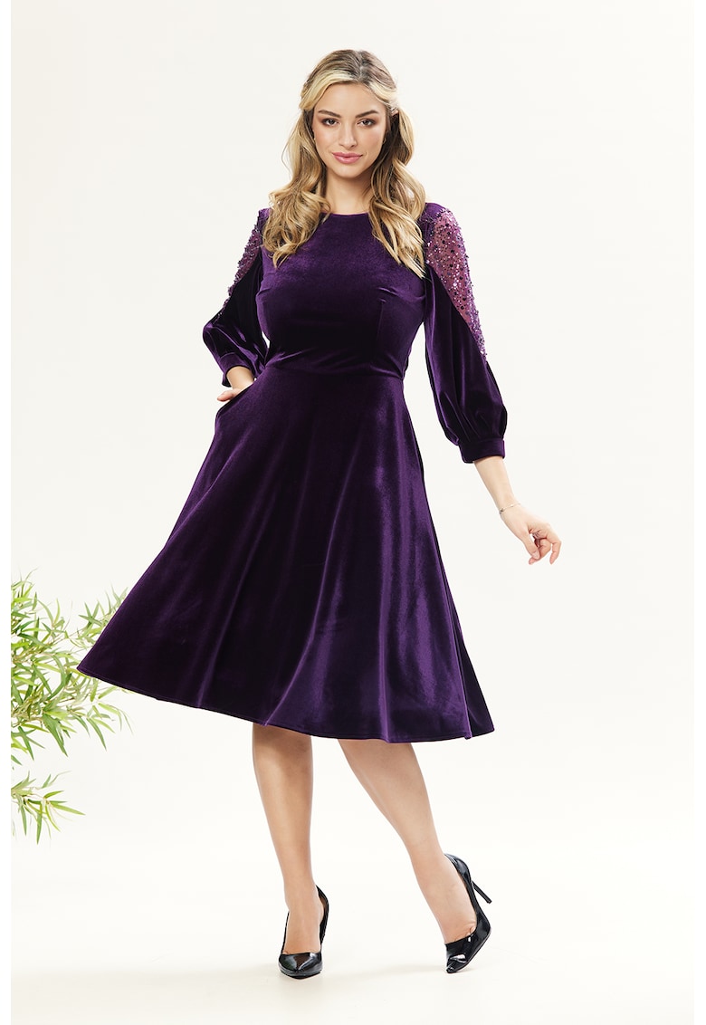 Rochie evazata si catifelata