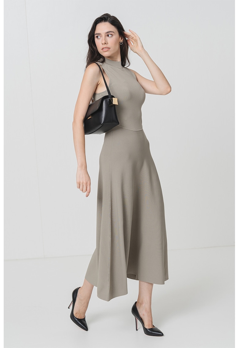 Rochie lunga evazata