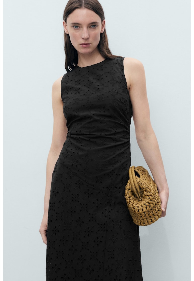 Rochie midi cu broderie si decupaj pe spate