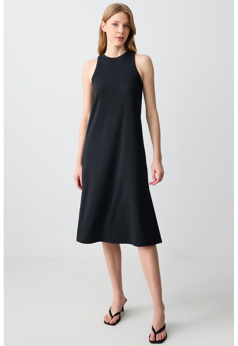 Rochie midi cu croiala dreapta si slit lateral