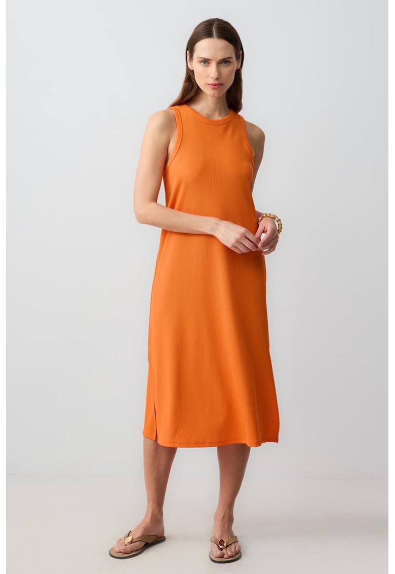 Rochie midi cu croiala dreapta si slit lateral