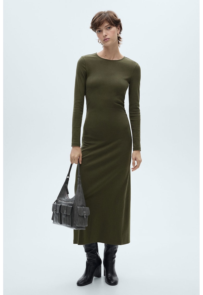 Rochie midi cu slit pe partea din spate