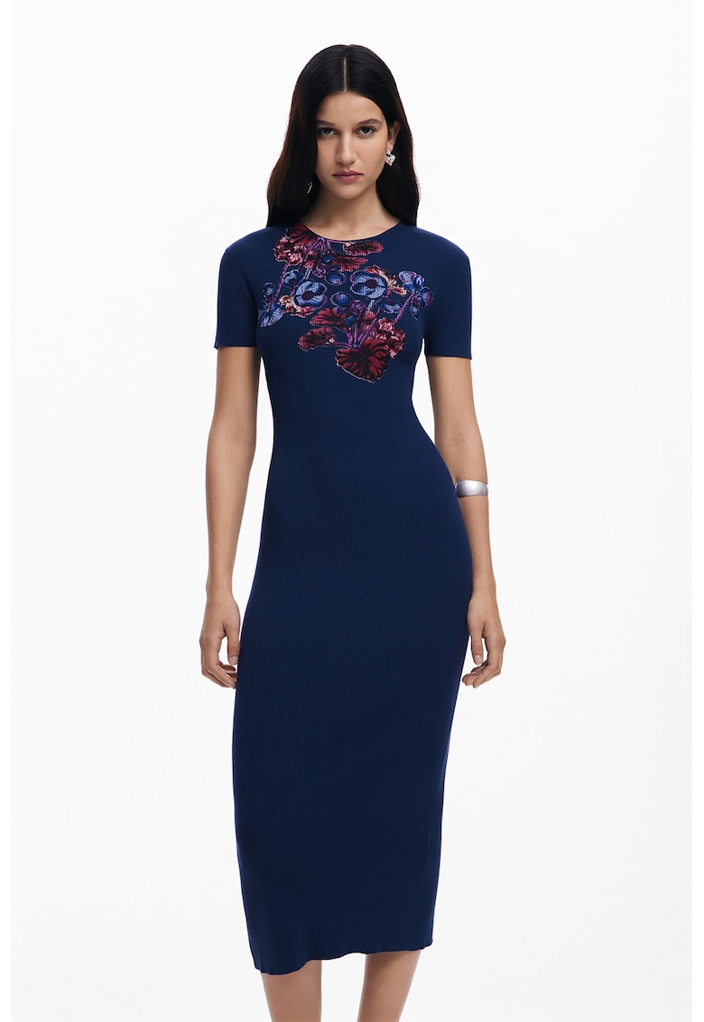 Rochie midi cu slit pe partea din spate