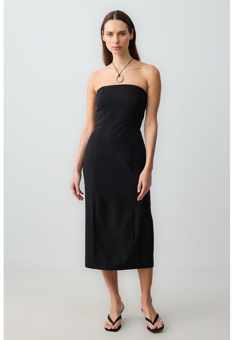 Rochie midi cu slit pe partea din spate