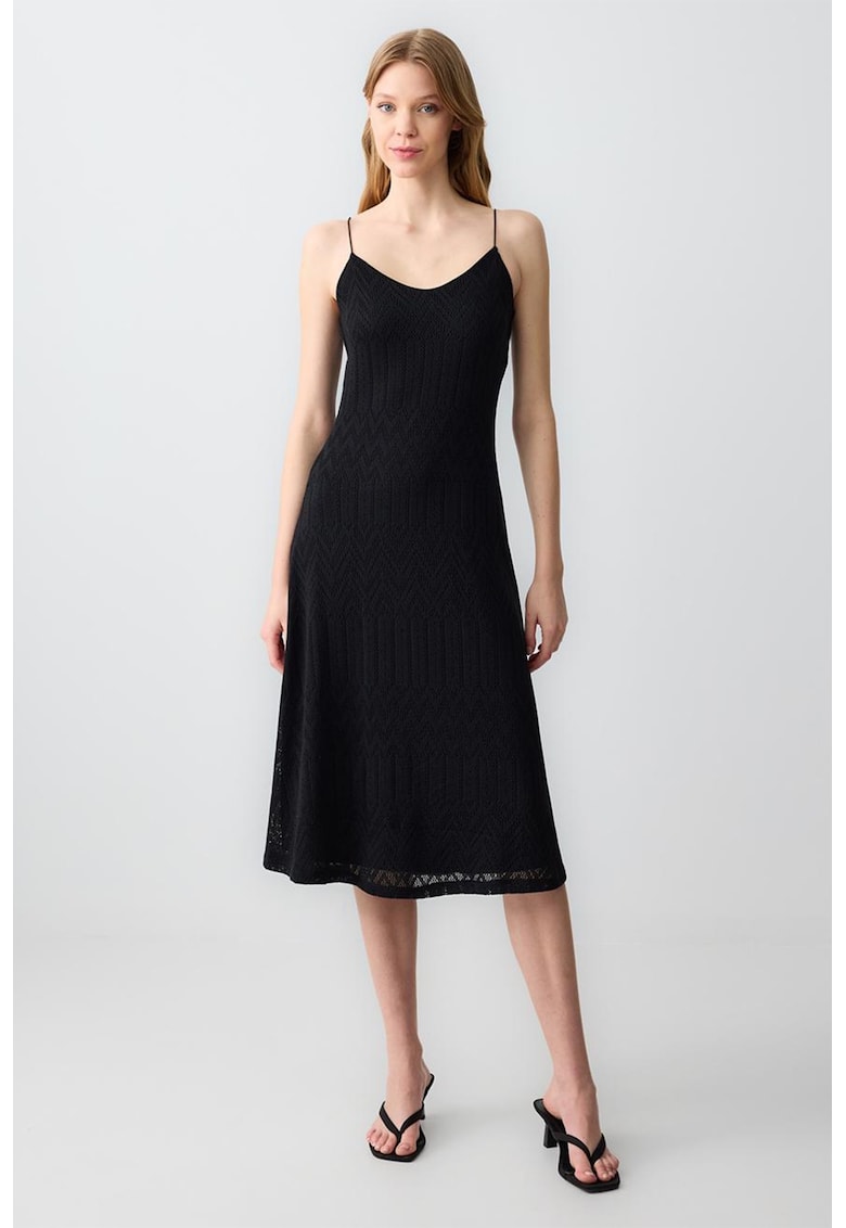 Rochie midi din dantela
