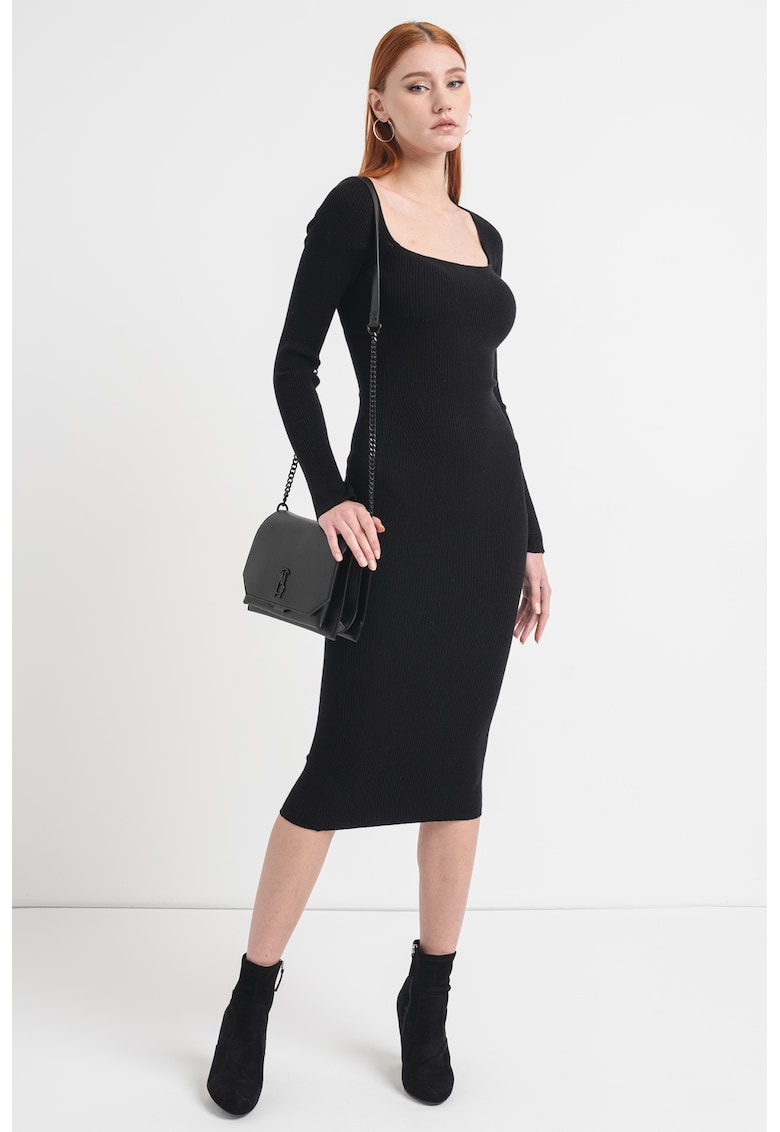 Rochie midi tricotata cu decolteu patrat