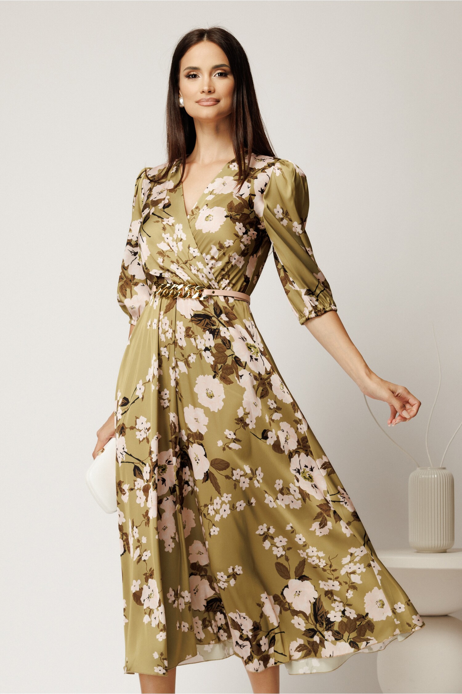 Rochie midi verde din voal satinat cu imprimeu floral