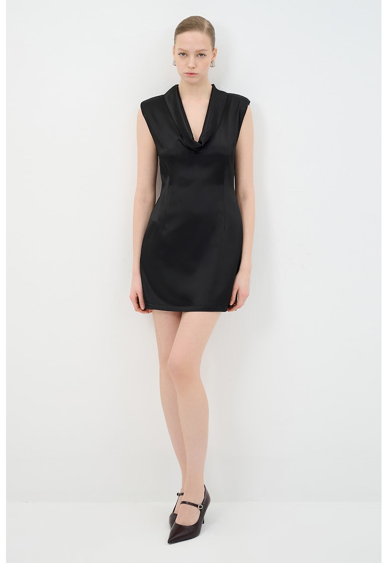 Rochie mini cambrata cu decolteu in V
