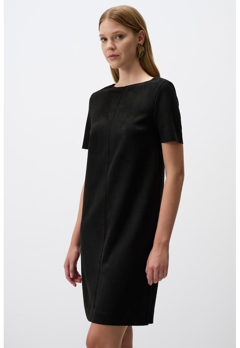 Rochie mini cu croiala lejera