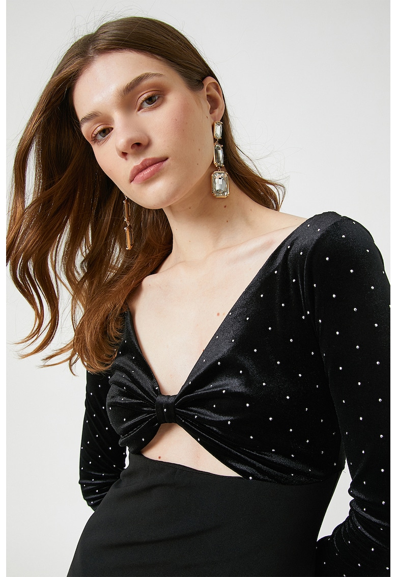 Rochie mini cu decolteu in V si aplicatii de strasuri