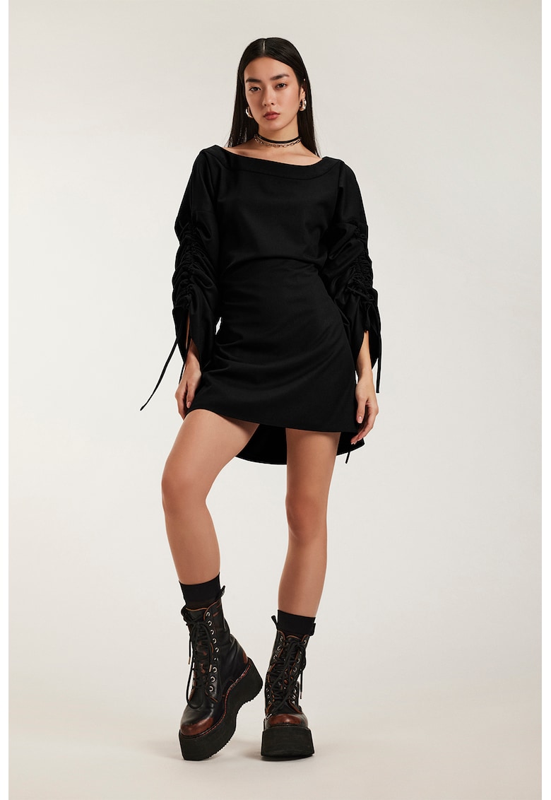 Rochie mini cu maneci cu volane Mocha
