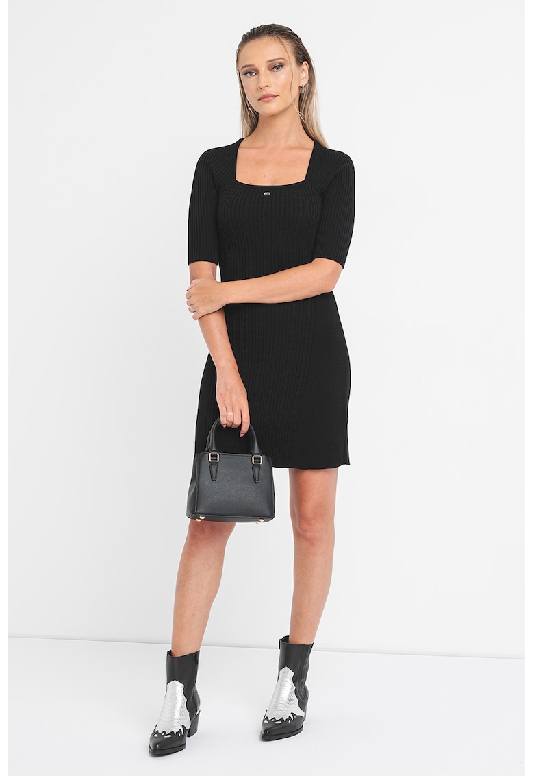Rochie mini cu model torsade