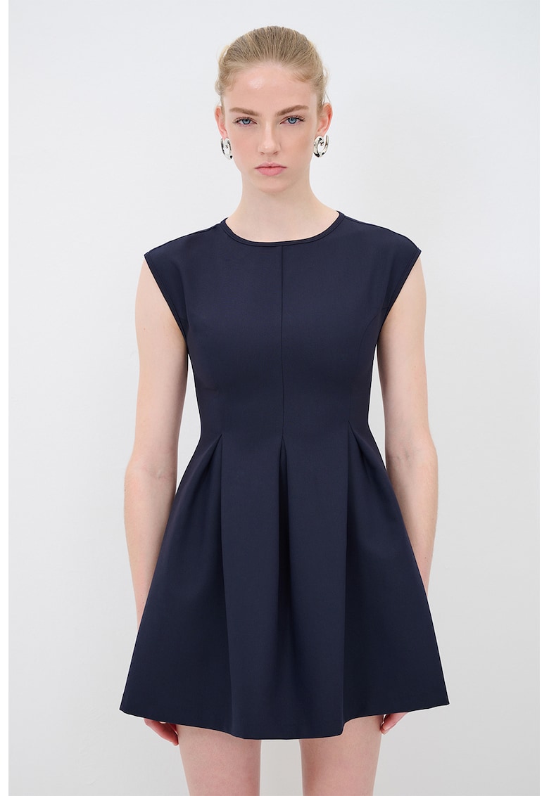 Rochie mini evazata cu maneci scurte