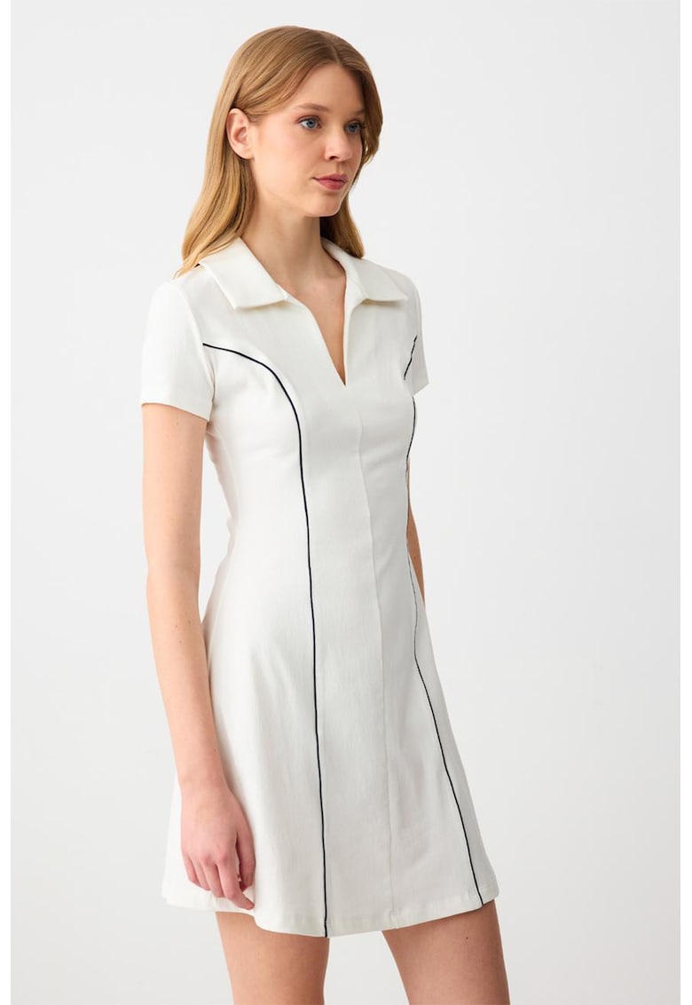 Rochie polo mini cu decolteu in V
